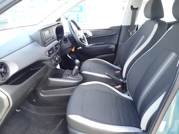 Used Hyundai i10 2022 for sale - 78871332: Photo