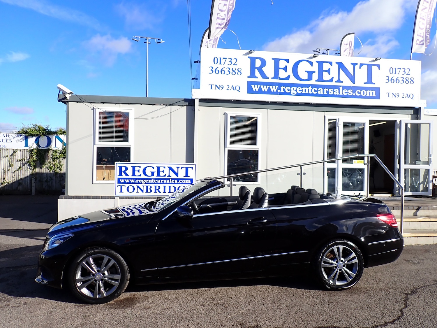 Used Mercedes-Benz E Class 2014 for sale - 76292880: Photo 5