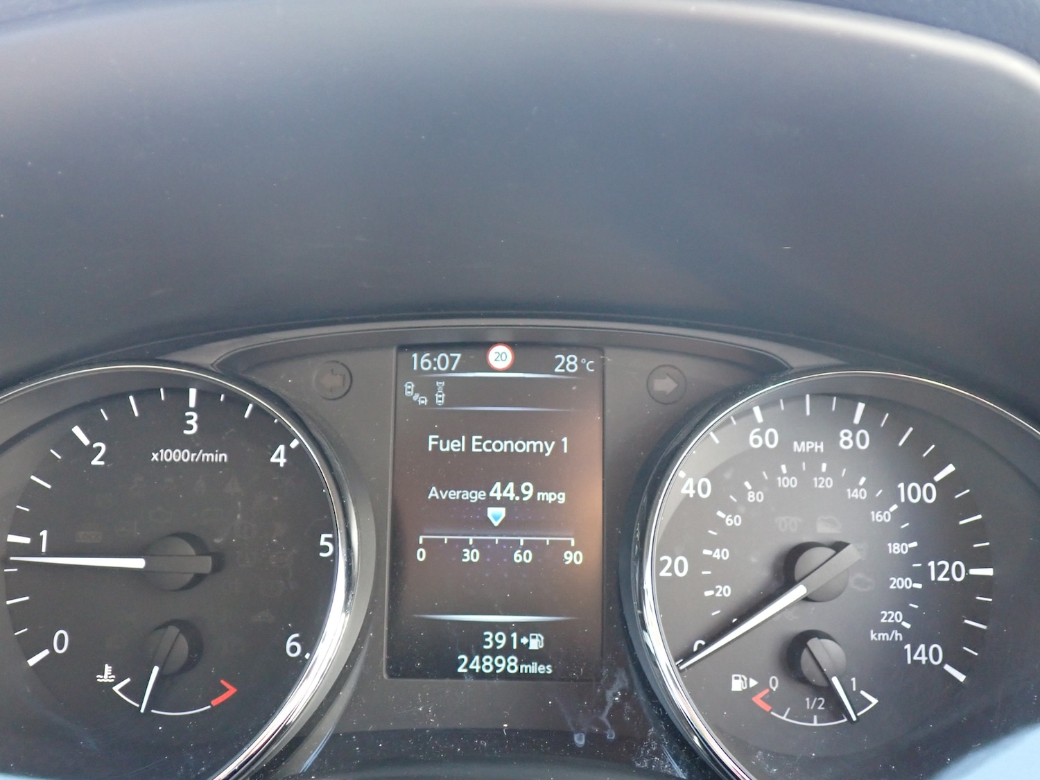 Used Nissan Qashqai 2017 for sale - 77013959: Photo 13