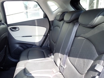 Used Renault Captur 2018 for sale - 78926930: Photo