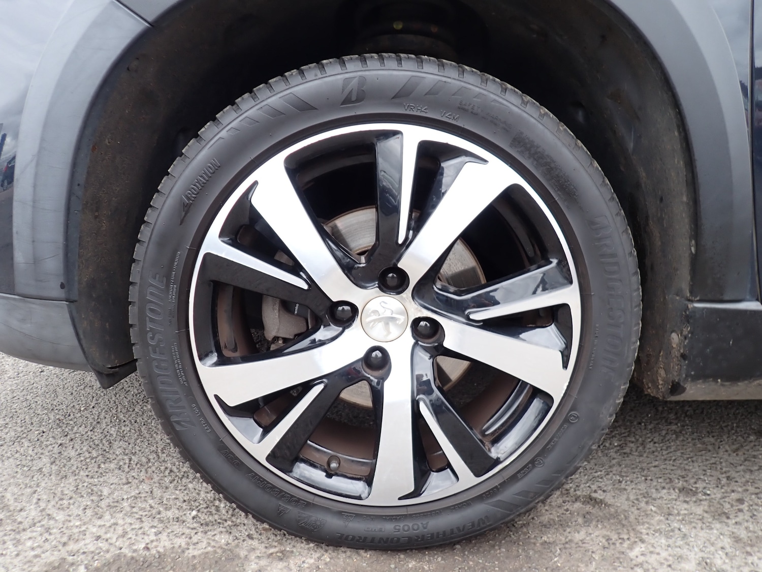 Used Peugeot 2008 2017 for sale - 76376793: Photo 28