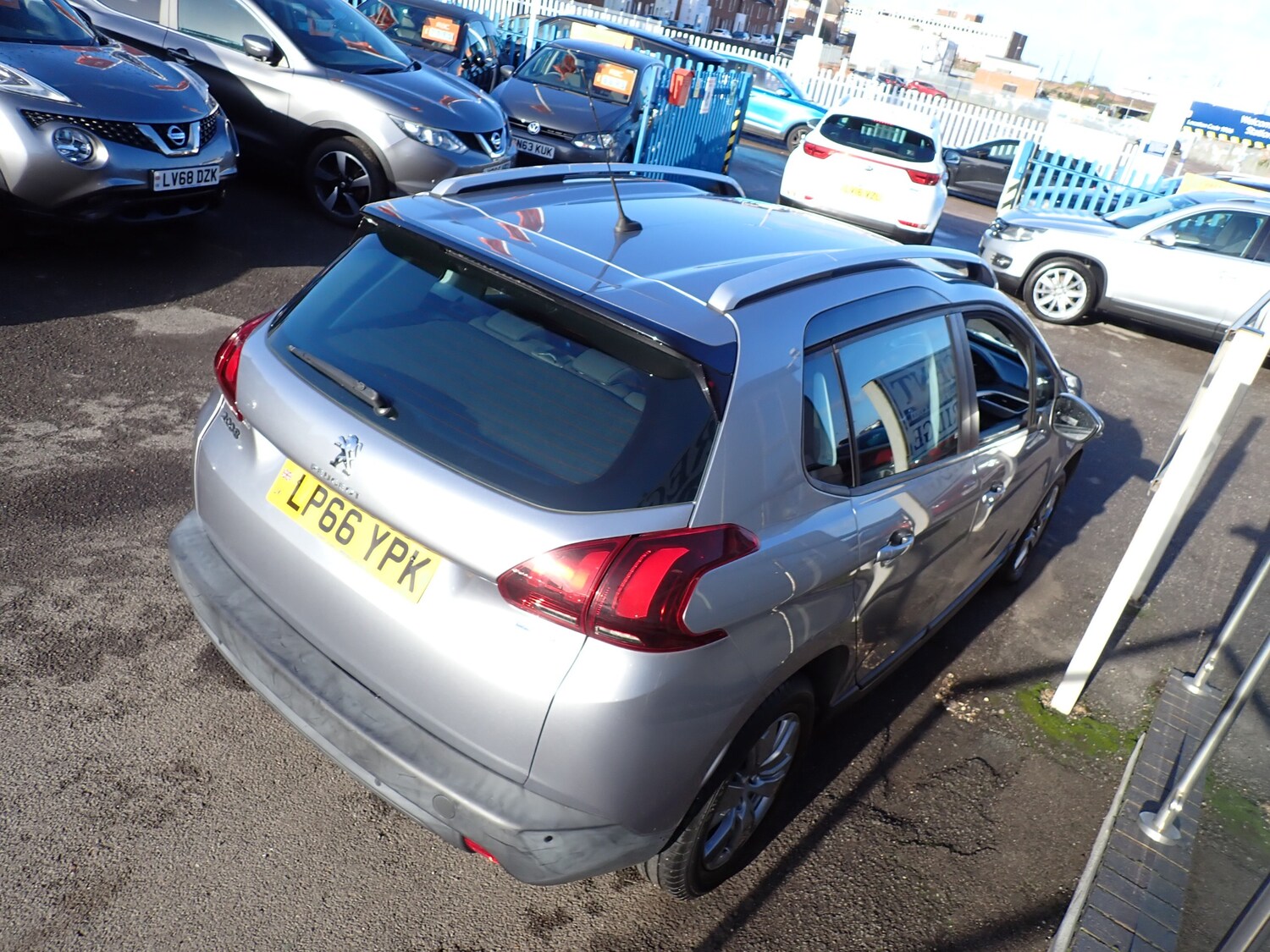 Used Peugeot 2008 2017 for sale - 76040533: Photo 10