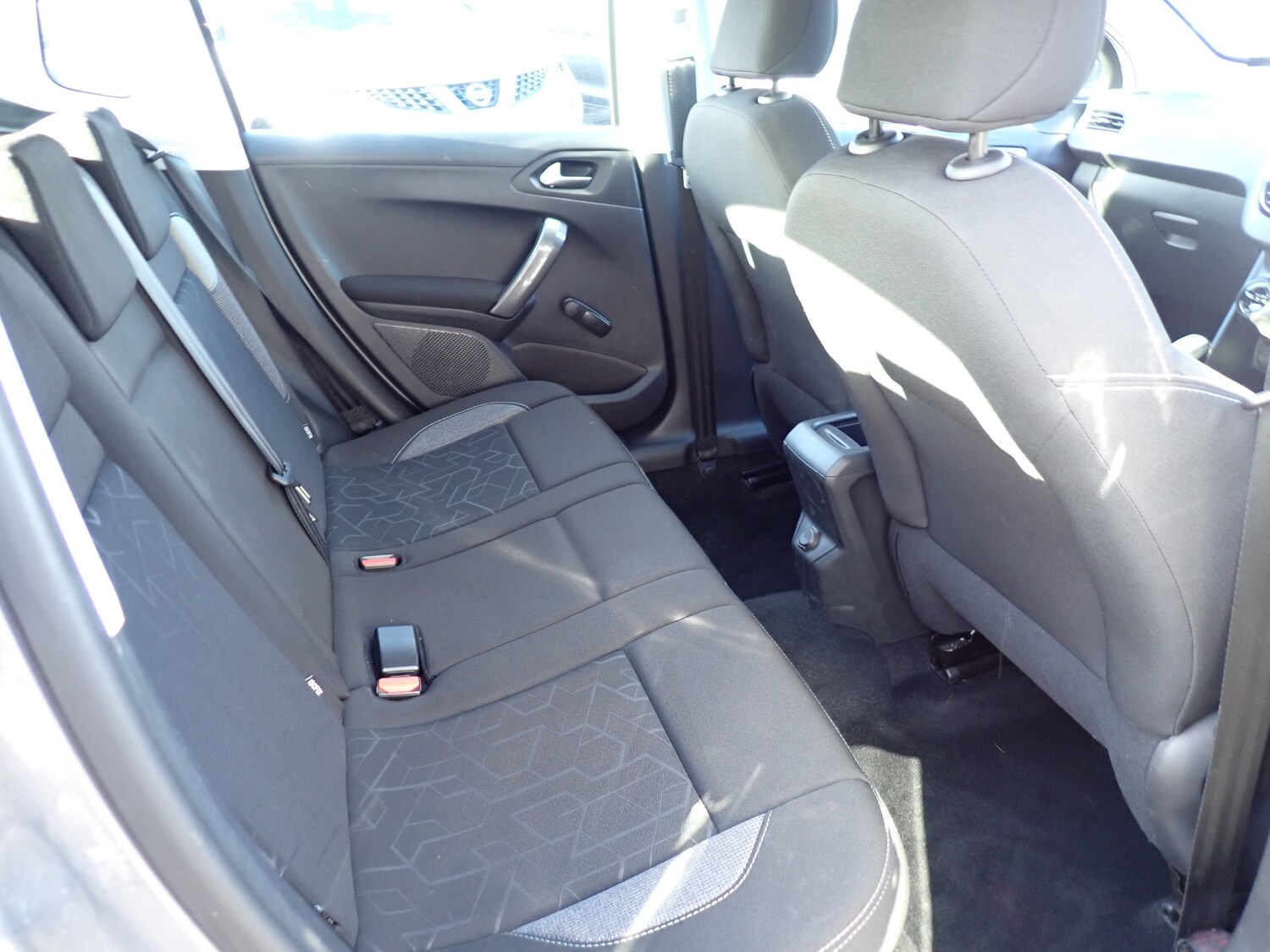 Used Peugeot 2008 2017 for sale - 76040533: Photo 22