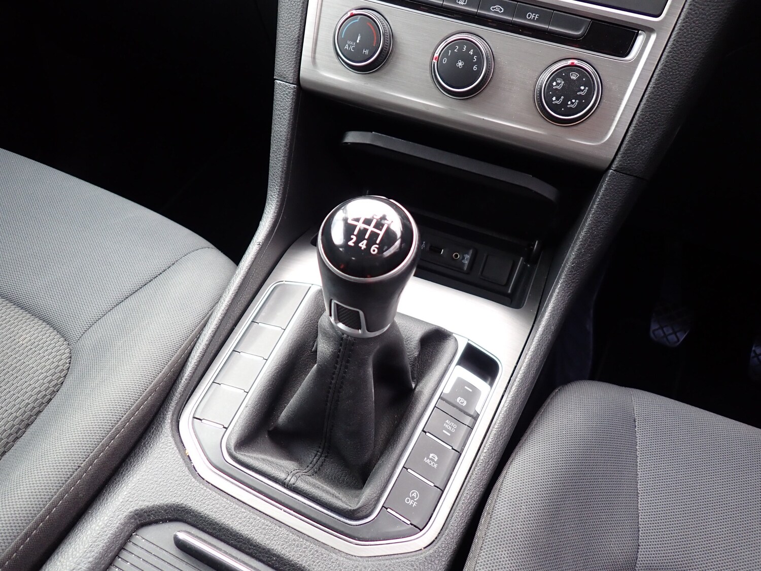 Used Volkswagen Golf SV 2015 for sale - 75713527: Photo 12