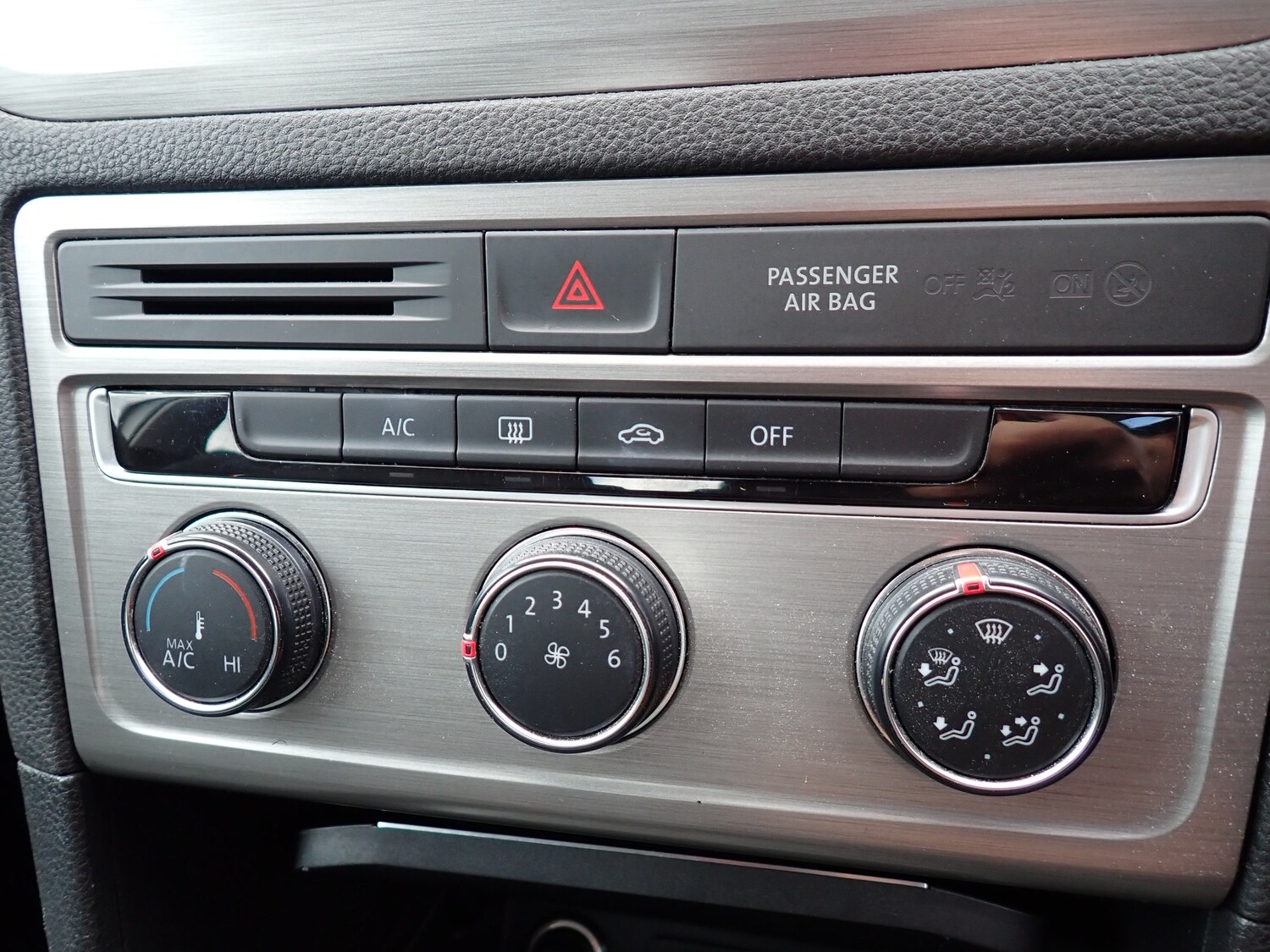 Used Volkswagen Golf SV 2015 for sale - 75713527: Photo 14