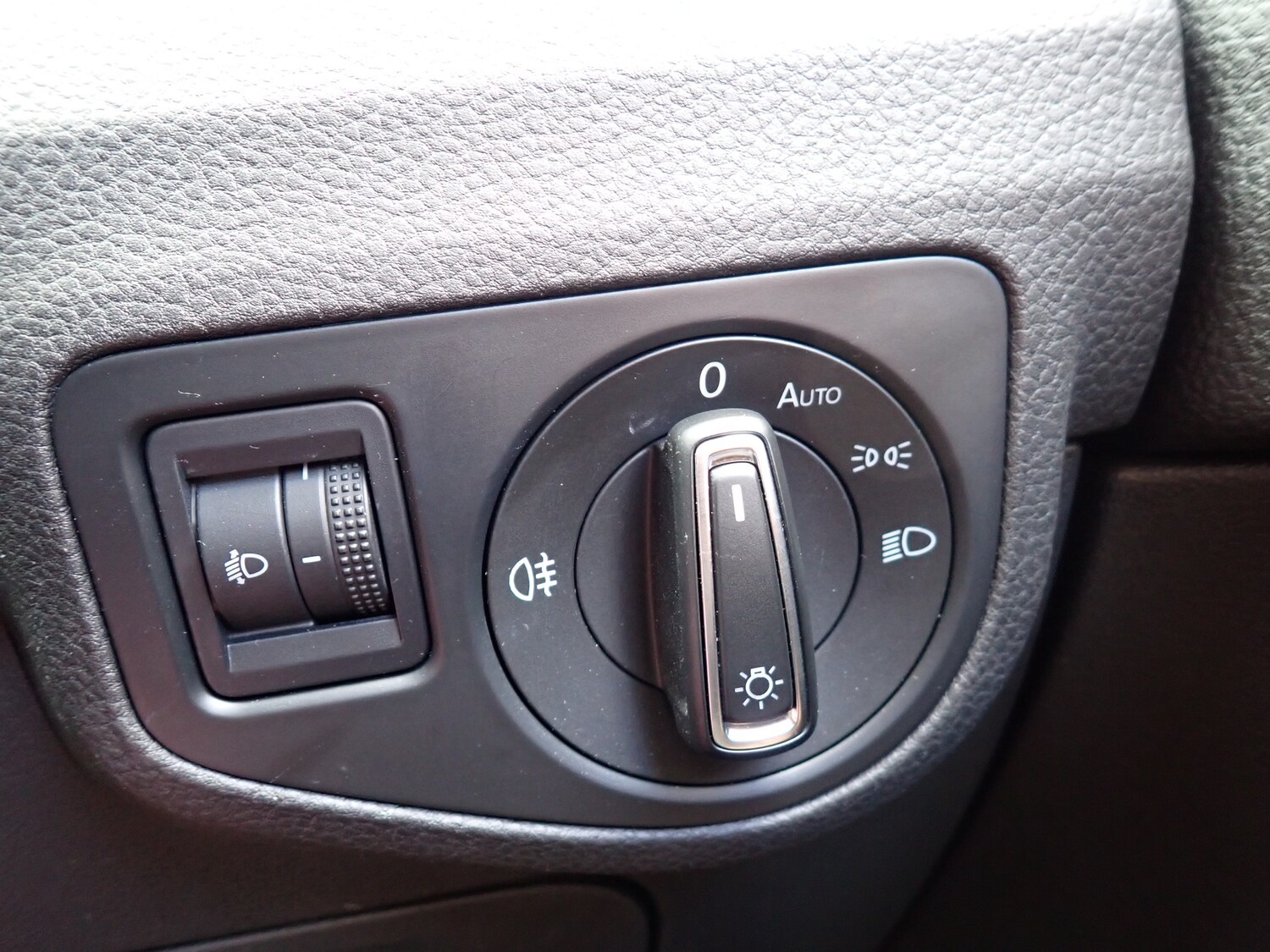 Used Volkswagen Golf SV 2015 for sale - 75713527: Photo 18