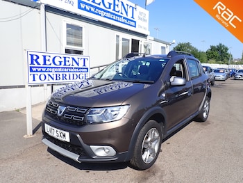 Used Dacia Sandero Stepway 2017 for sale - 78956450: Photo