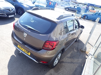 Used Dacia Sandero Stepway 2017 for sale - 78956450: Photo