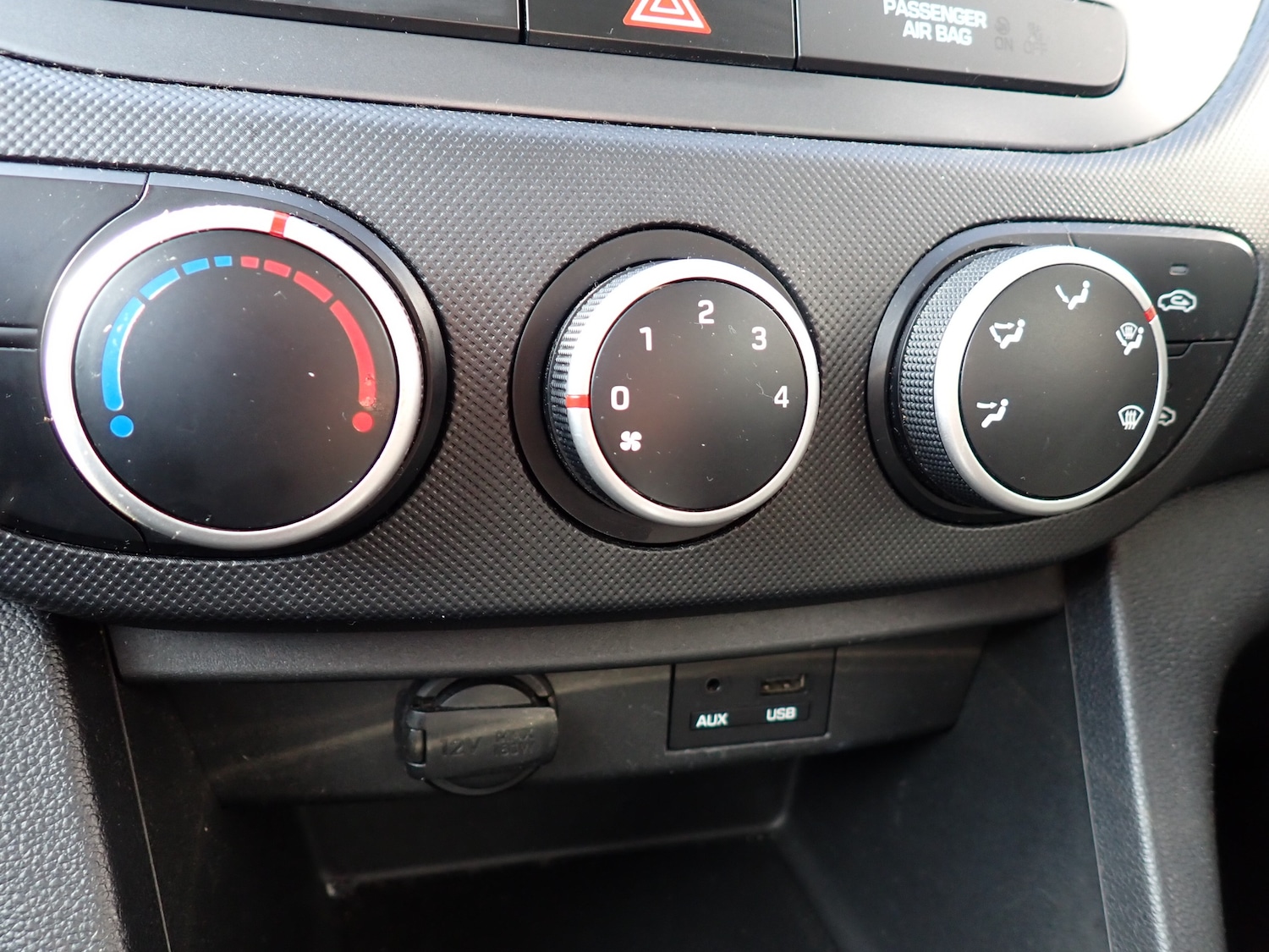 Used Hyundai i10 2017 for sale - 77159444: Photo 16