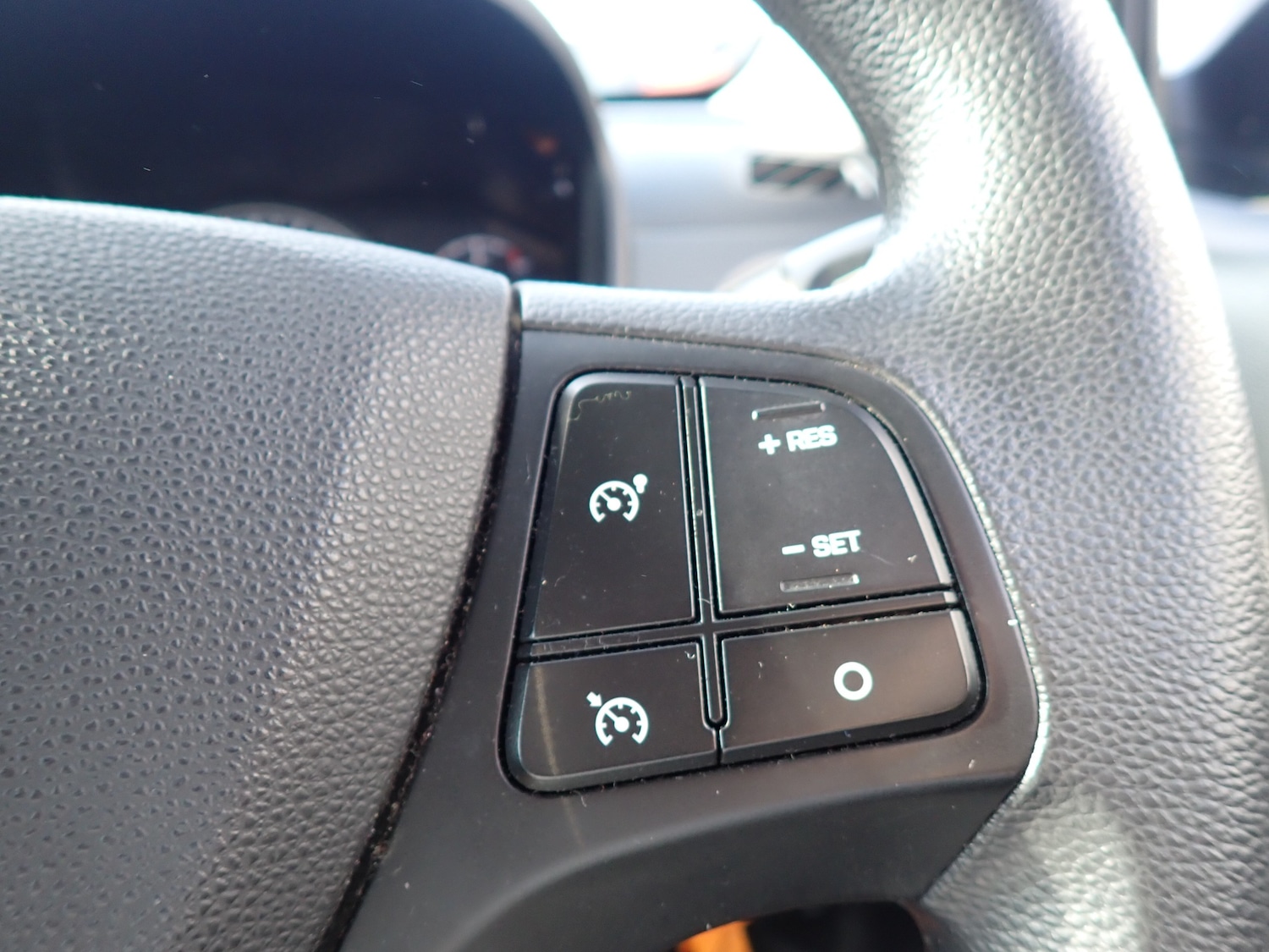 Used Hyundai i10 2017 for sale - 77159444: Photo 18