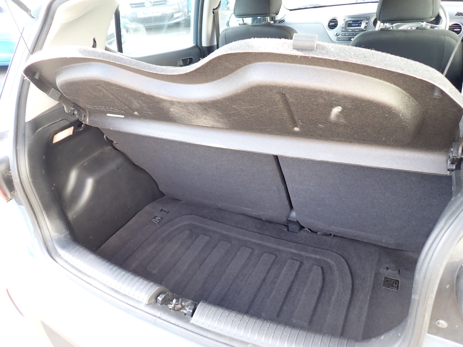 Used Hyundai i10 2017 for sale - 77159444: Photo 25