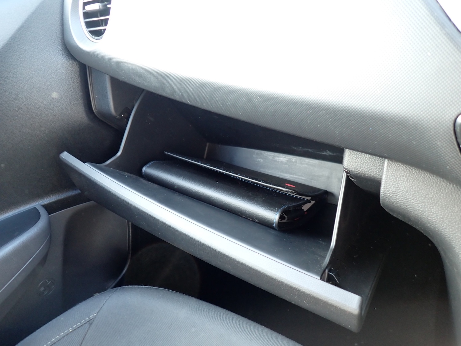 Used Hyundai i10 2017 for sale - 77159444: Photo 33