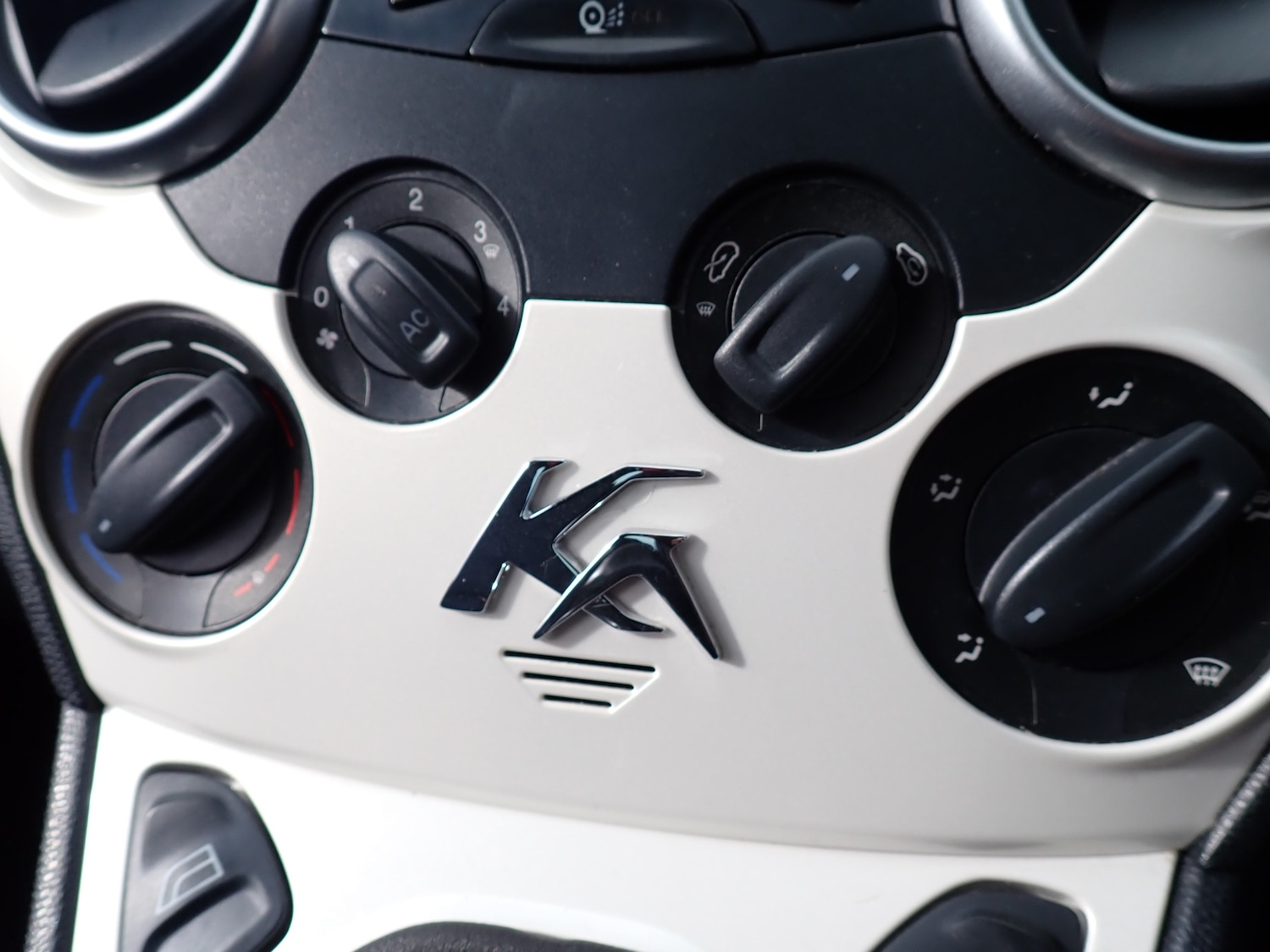 Used Ford Ka 2014 for sale - 77546201: Photo 17