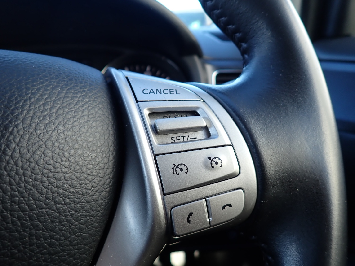 Used Nissan Pulsar 2015 for sale - 76376800: Photo 19