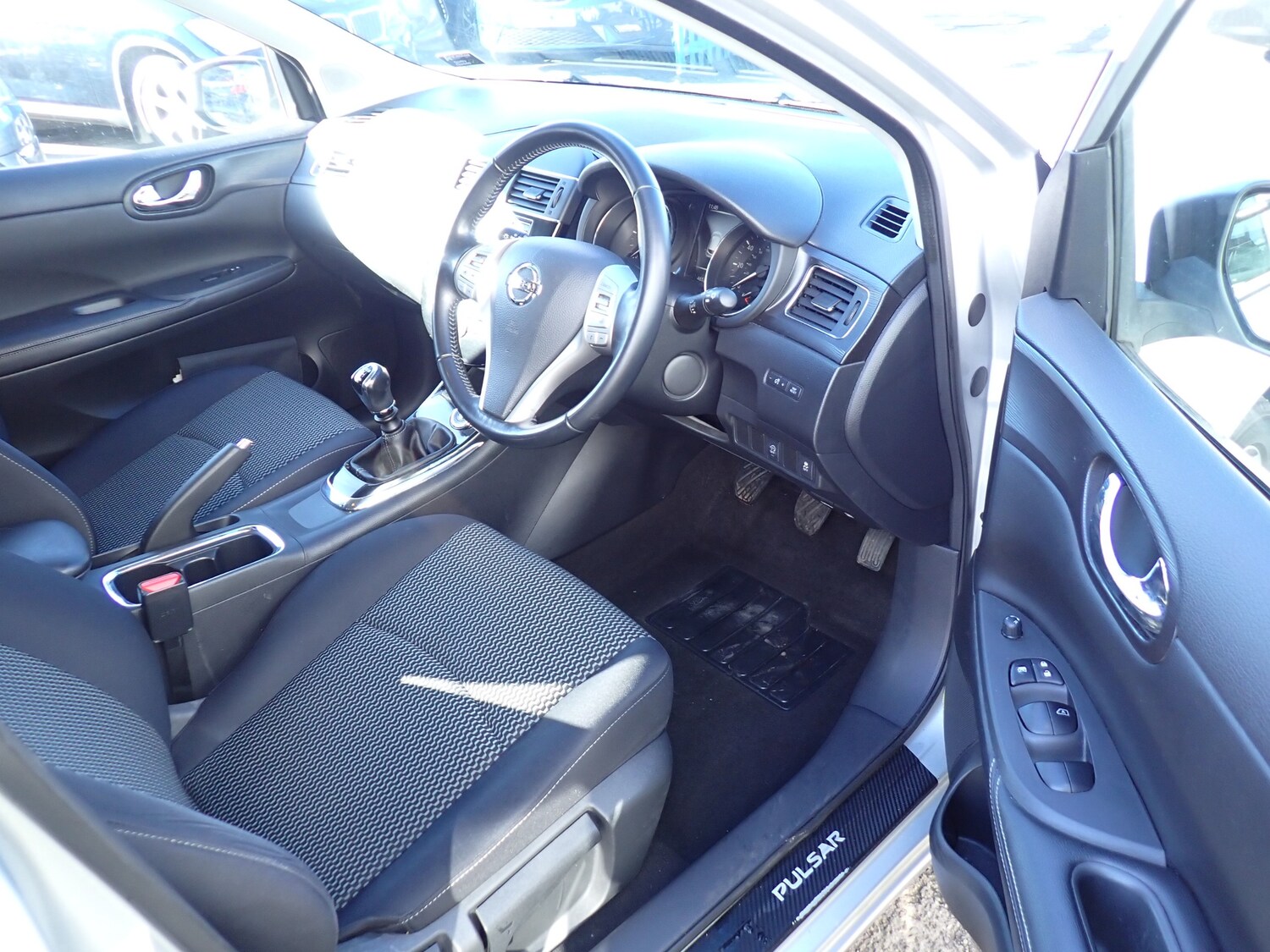 Used Nissan Pulsar 2015 for sale - 76376800: Photo 20