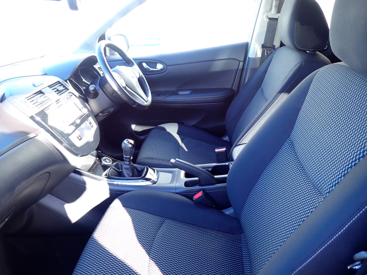 Used Nissan Pulsar 2015 for sale - 76376800: Photo 3