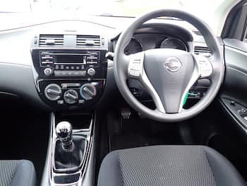 Used Nissan Pulsar 2015 for sale - 79765605: Photo