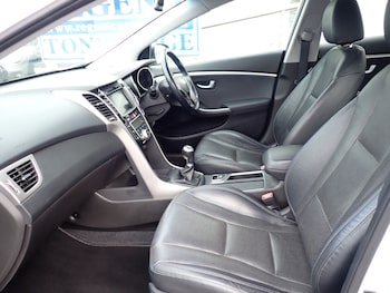 Used Hyundai i30 2016 for sale - 76273828: Photo 3