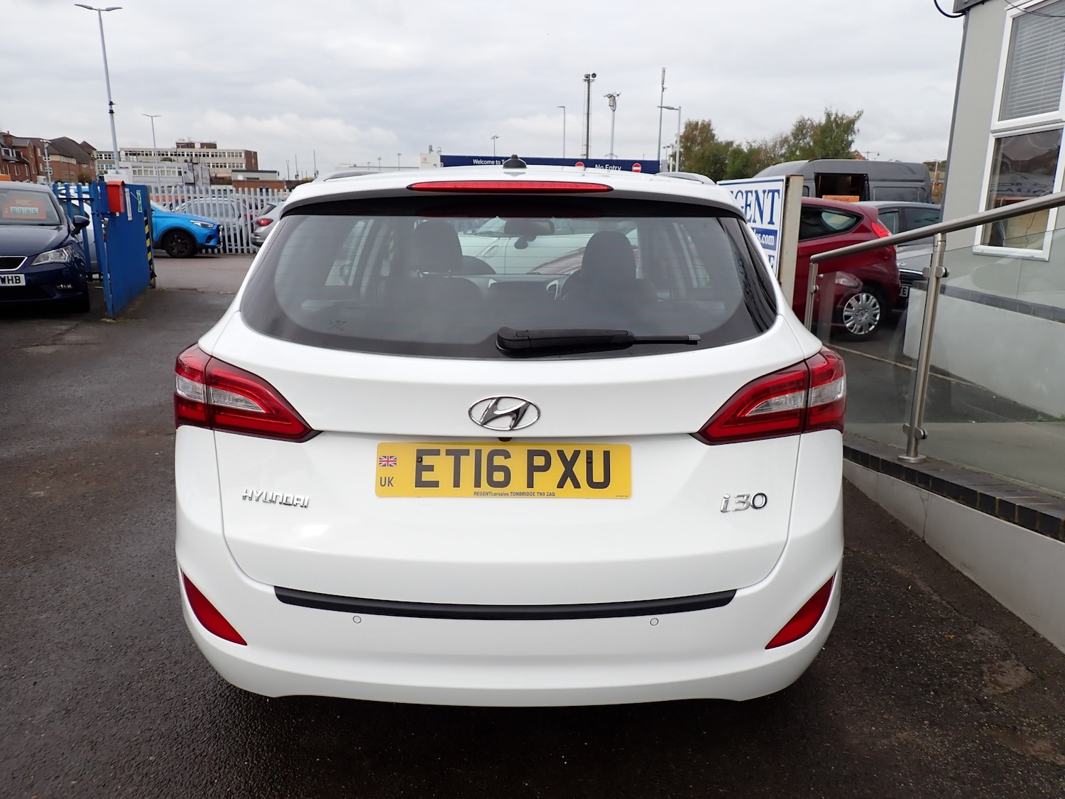 Used Hyundai i30 2016 for sale - 76273828: Photo 9