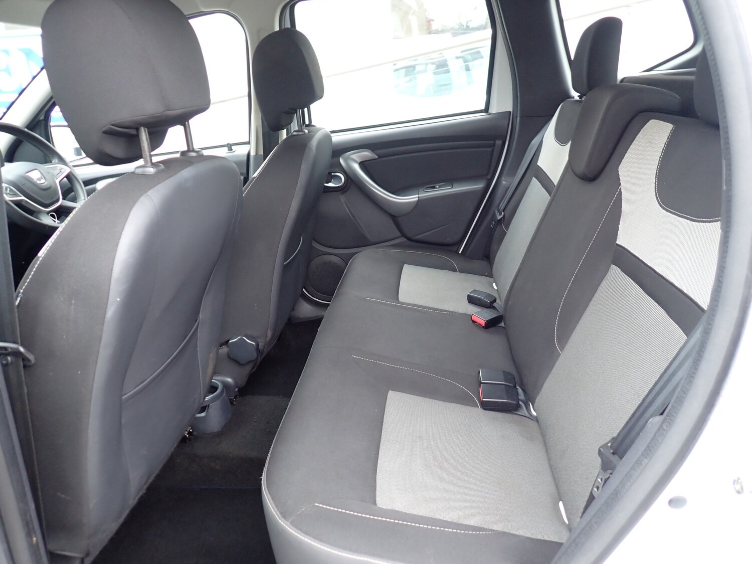 Used Dacia Duster 2018 for sale - 77570906: Photo 4