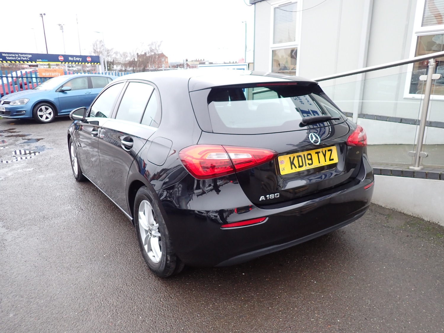 Used Mercedes-Benz A-Class 2019 for sale - 77641774: Photo 8