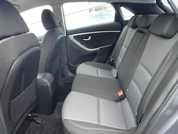 Used Hyundai i30 2015 for sale - 77341054: Photo