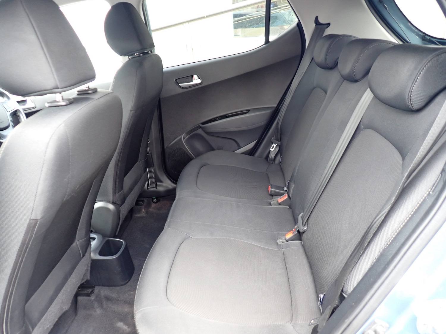 Used Hyundai i10 2018 for sale - 78003545: Photo 4