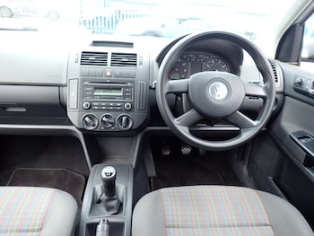 Used Volkswagen Polo 2006 for sale - 76748500: Photo