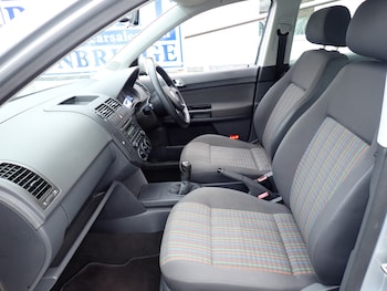 Used Volkswagen Polo 2006 for sale - 76748500: Photo