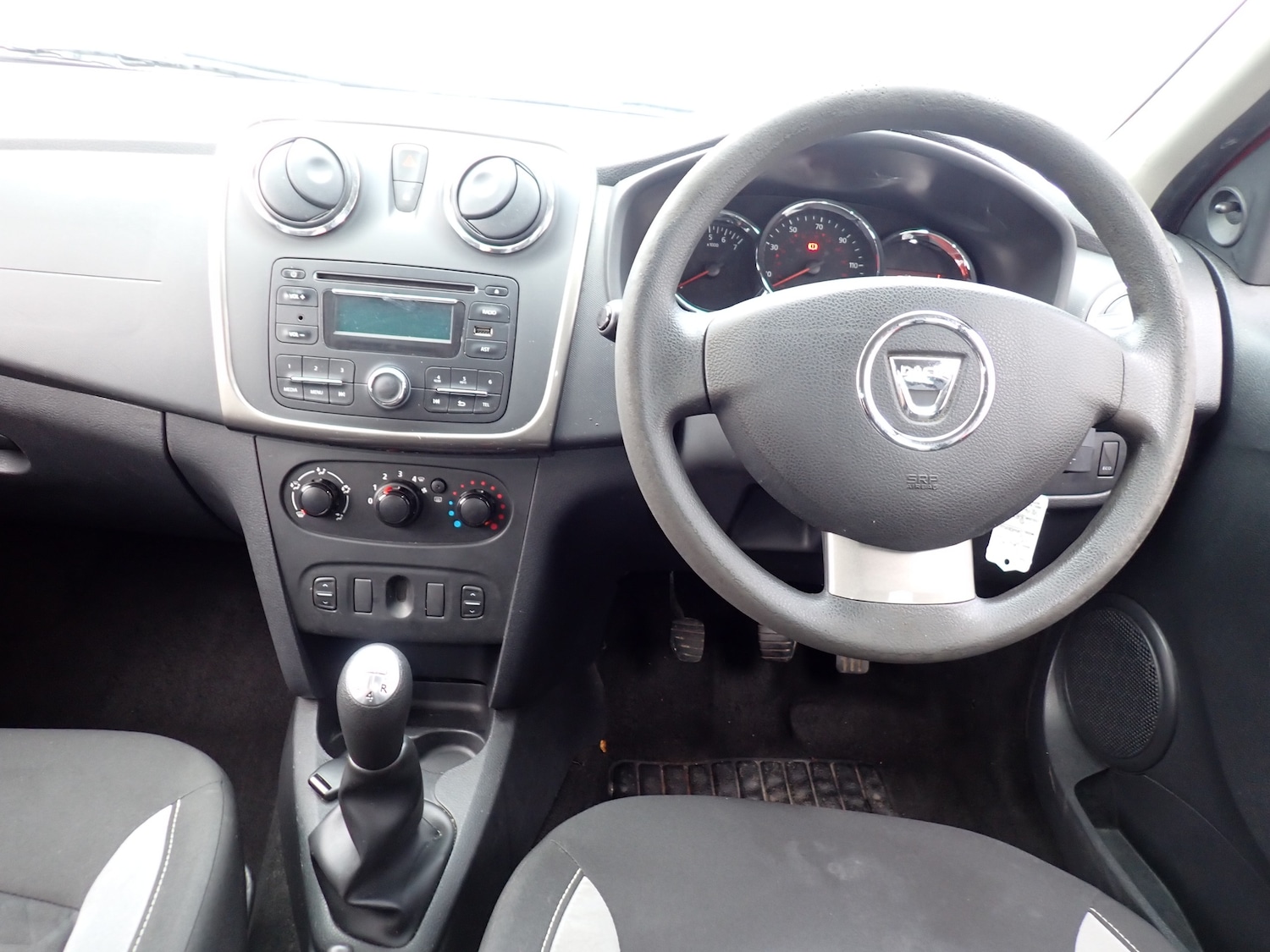 Used Dacia Sandero Stepway 2014 for sale - 76453669: Photo 2