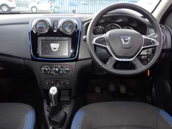 Used Dacia Sandero Stepway 2020 for sale - 74087009: Photo