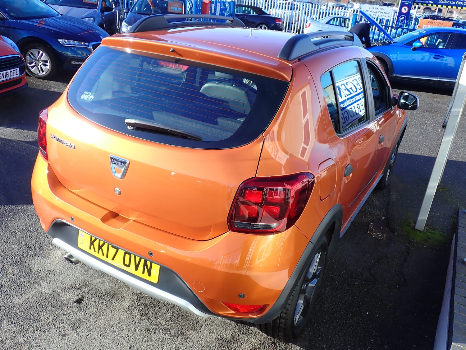 Used Dacia Sandero Stepway 2017 for sale - 77104131: Photo 10