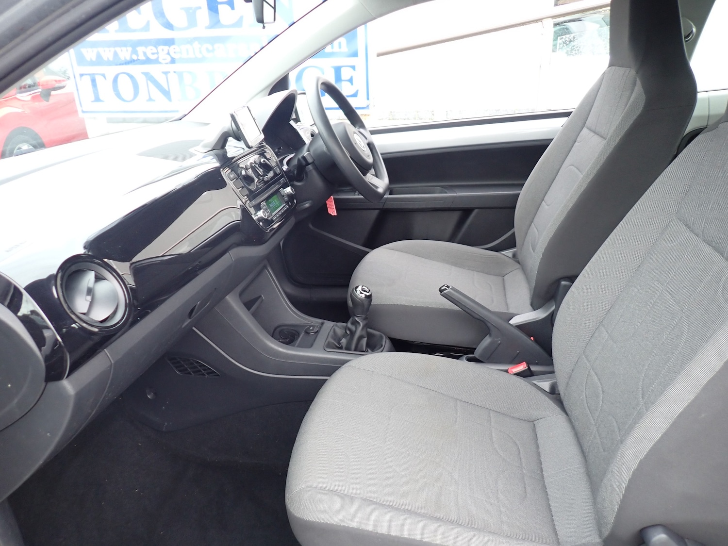 Used Volkswagen up! 2014 for sale - 77378278: Photo 3