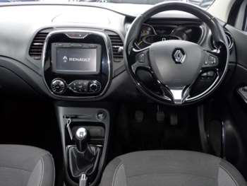 Used Renault Captur 2016 for sale - 74931648: Photo