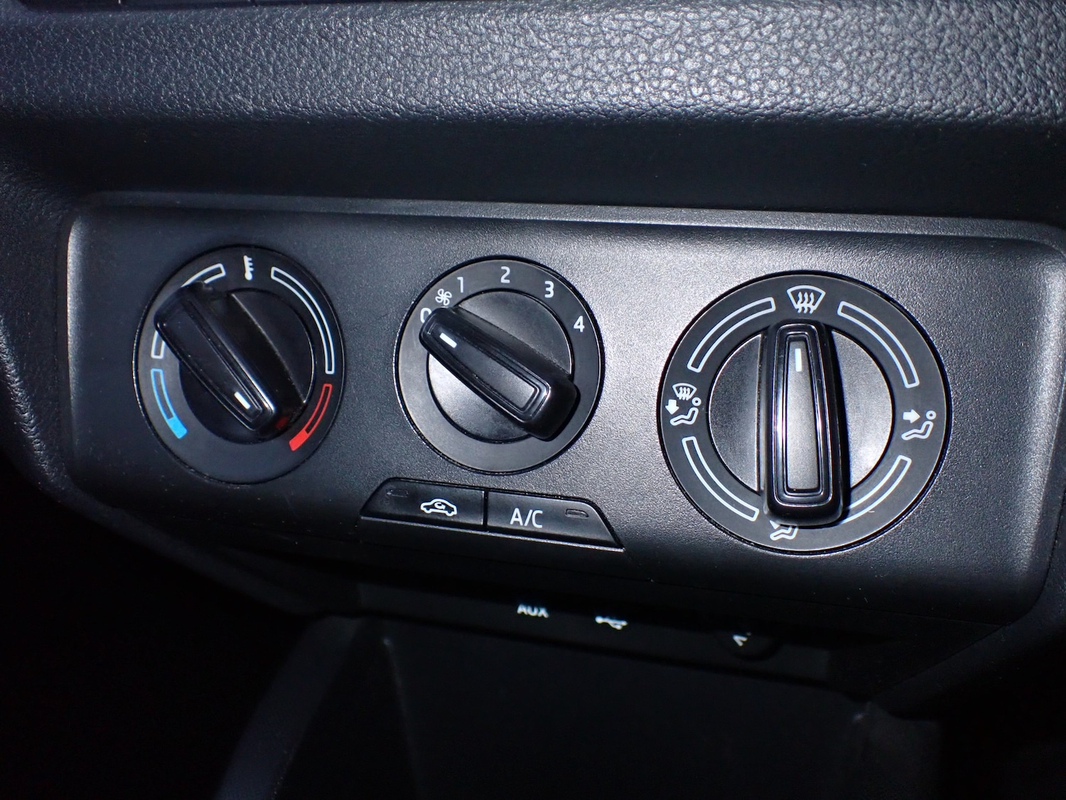 Used Skoda Fabia 2017 for sale - 76961879: Photo 18