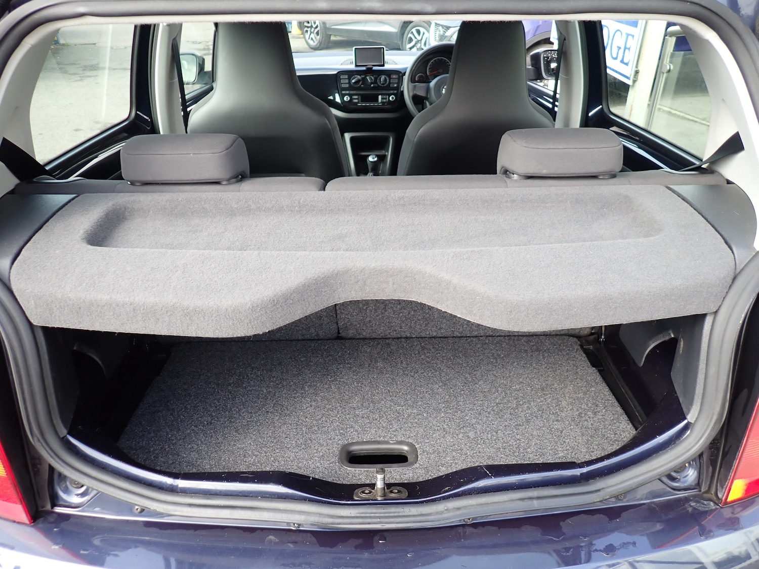 Used Volkswagen up! 2013 for sale - 77802543: Photo 21