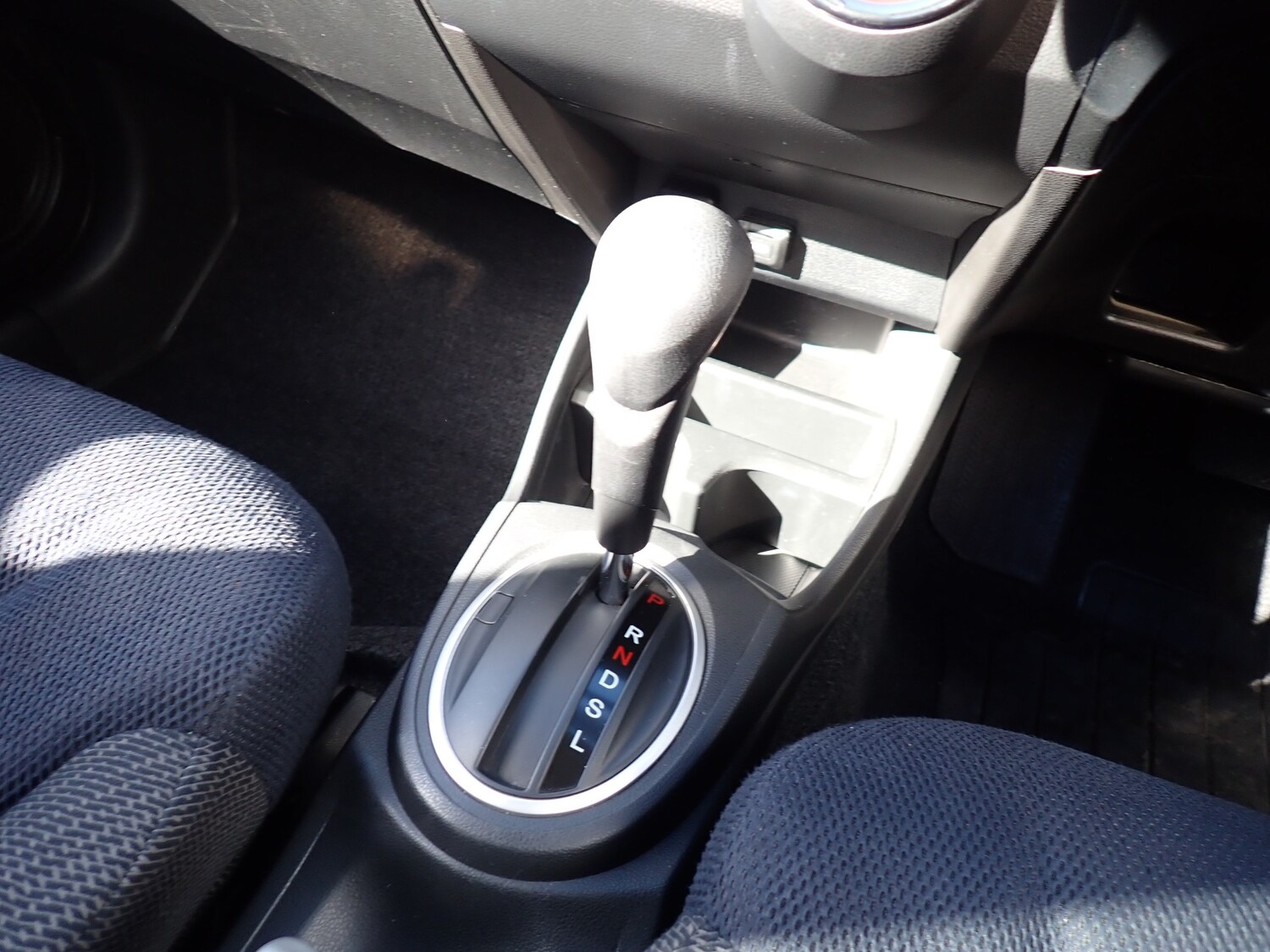 Used Honda Jazz 2015 for sale - 76134000: Photo 13