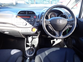 Used Honda Jazz 2015 for sale - 76134000: Photo