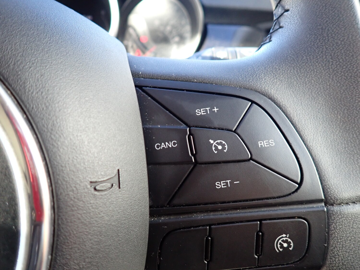 Used Fiat 500X 2018 for sale - 76685578: Photo 30