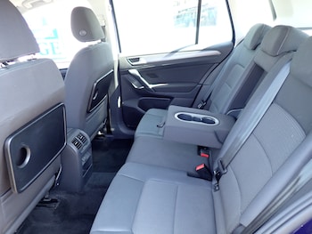 Used Volkswagen Golf SV 2018 for sale - 79217083: Photo
