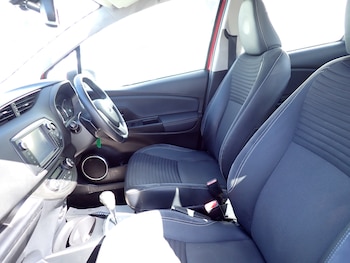 Used Toyota Yaris 2015 for sale - 75348963: Photo