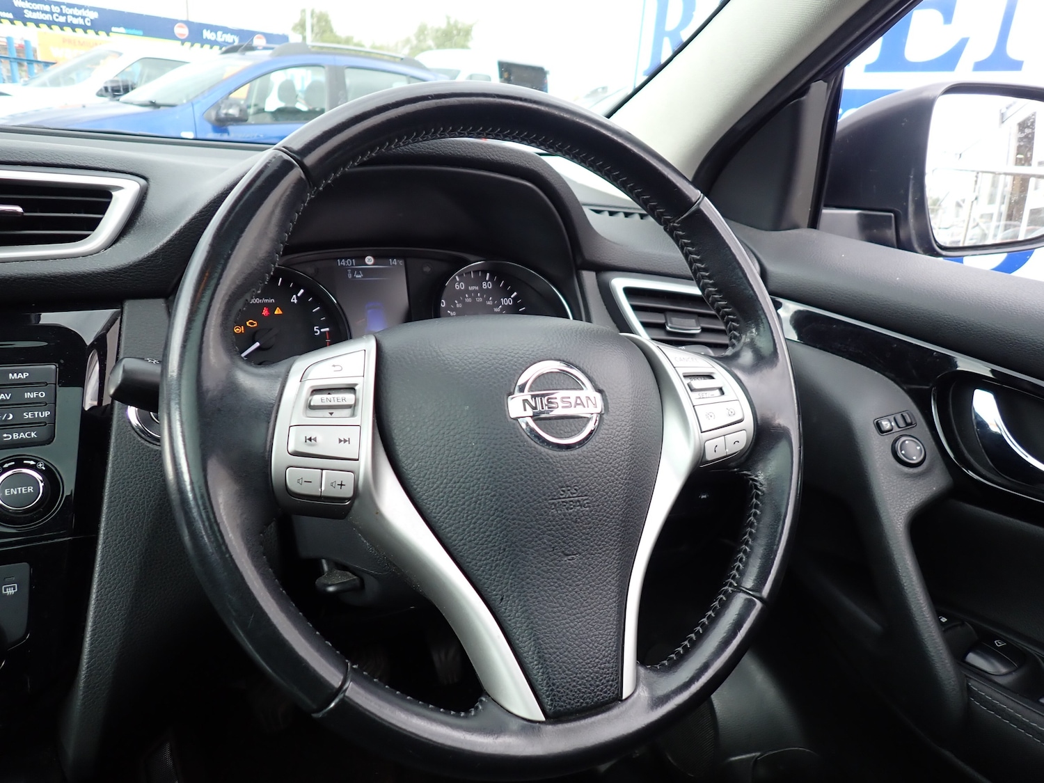 Used Nissan Qashqai 2017 for sale - 76082381: Photo 13