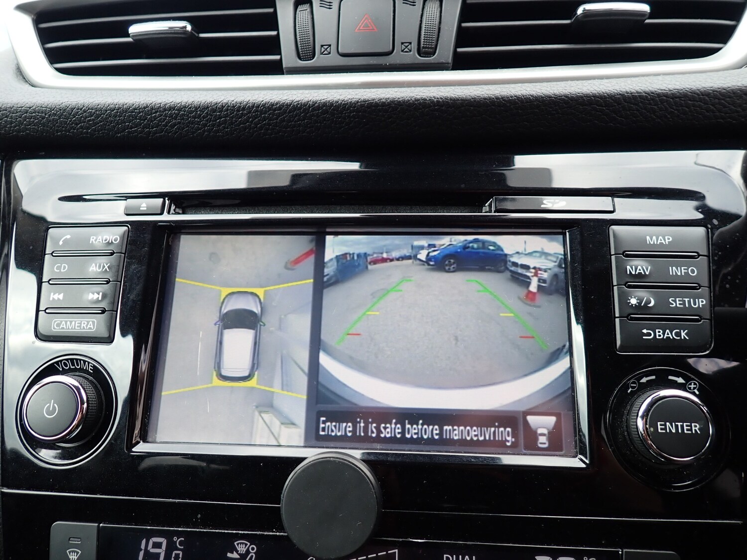 Used Nissan Qashqai 2017 for sale - 76082381: Photo 18