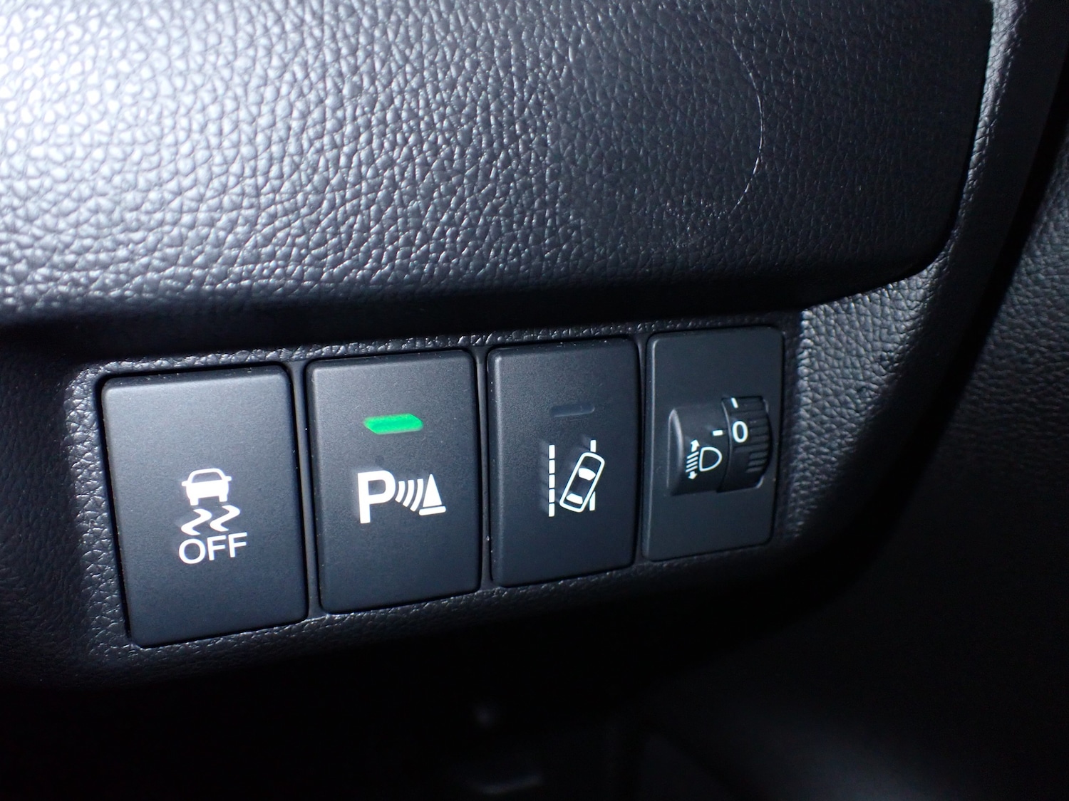 Used Honda Jazz 2015 for sale - 76909271: Photo 16