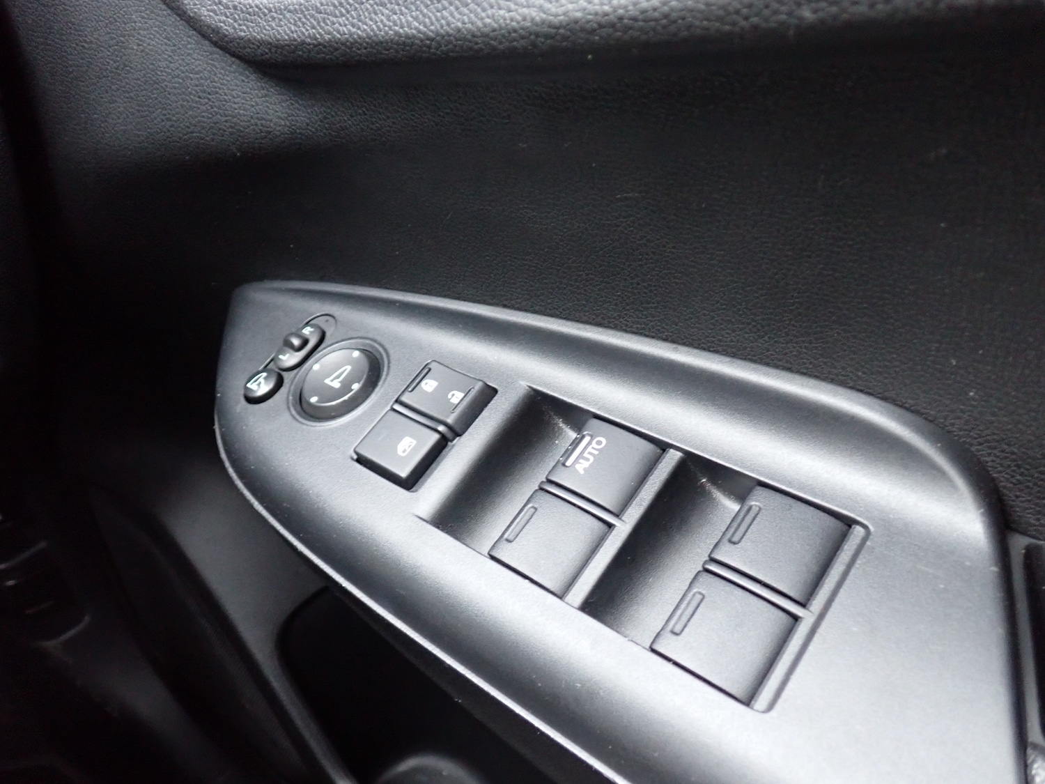 Used Honda Jazz 2015 for sale - 76909271: Photo 19