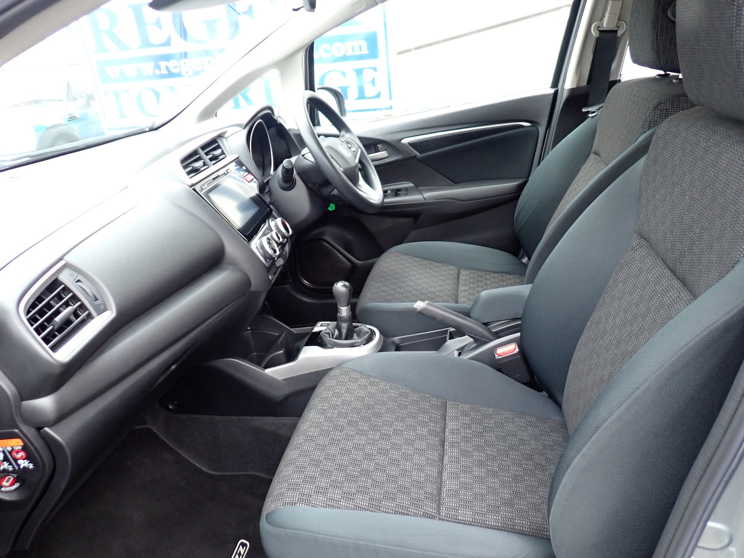 Used Honda Jazz 2015 for sale - 76909271: Photo 3