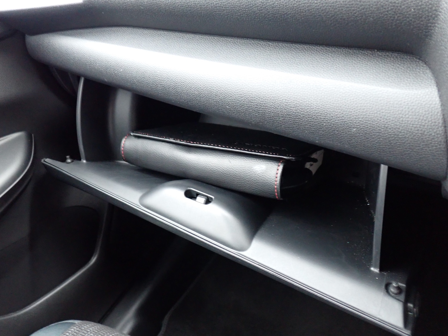 Used Honda Jazz 2015 for sale - 76909271: Photo 30