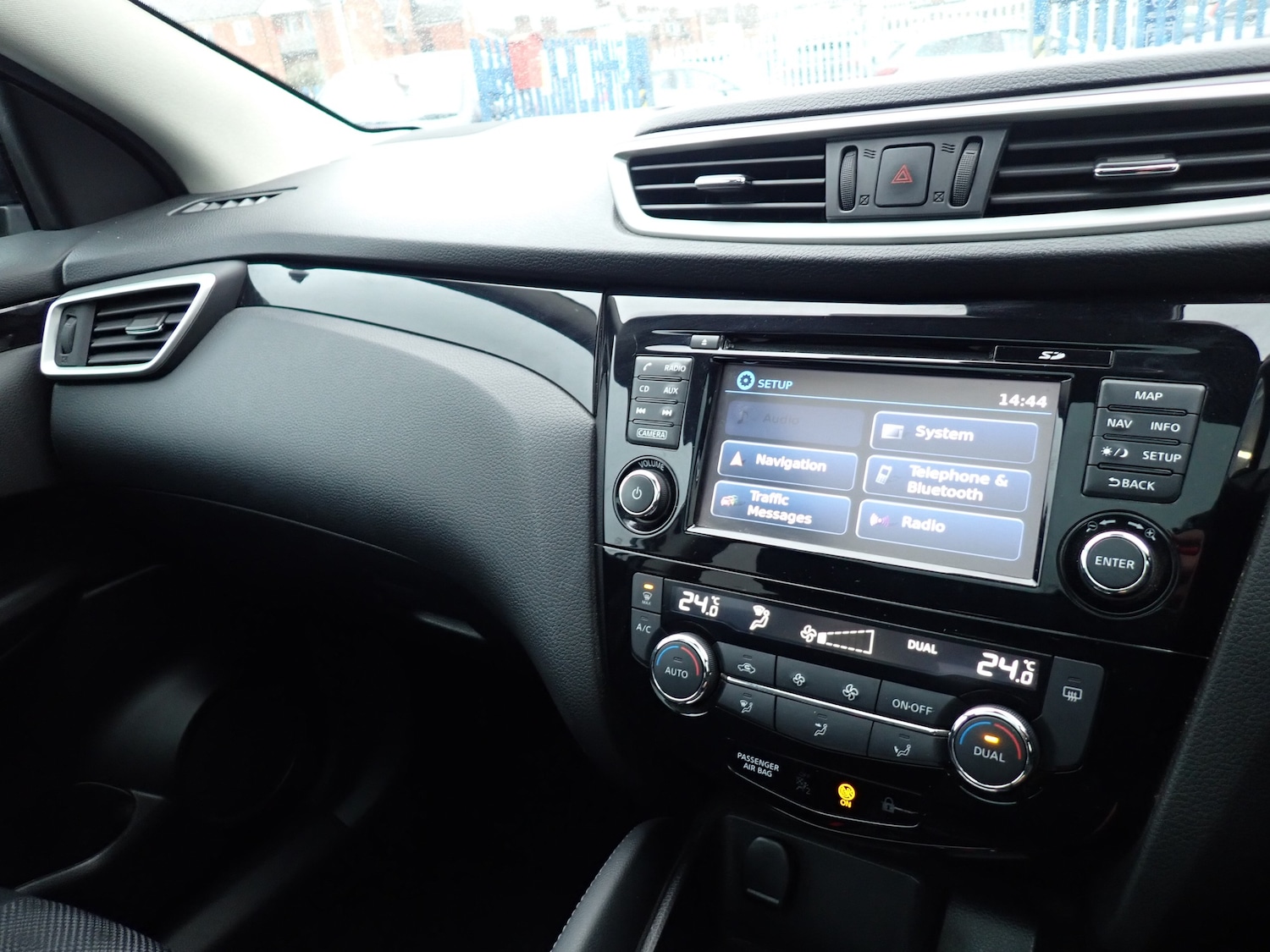 Used Nissan Qashqai 2016 for sale - 76693554: Photo 14