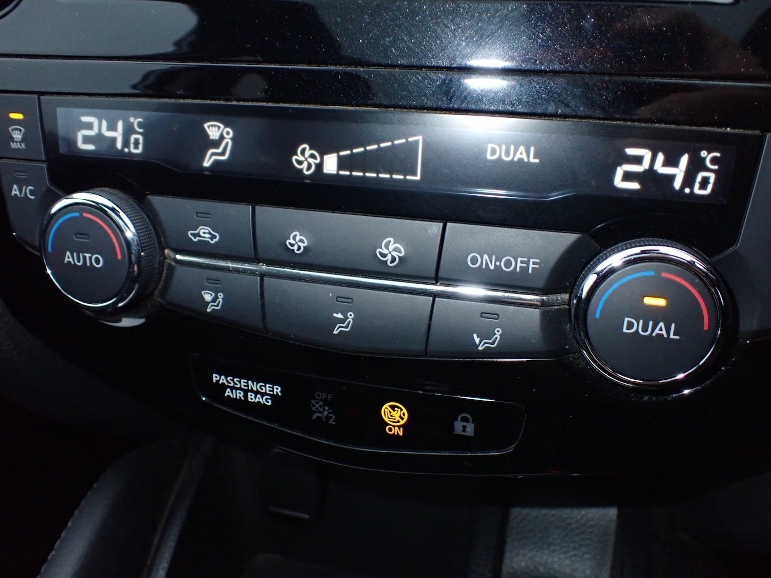 Used Nissan Qashqai 2016 for sale - 76693554: Photo 19