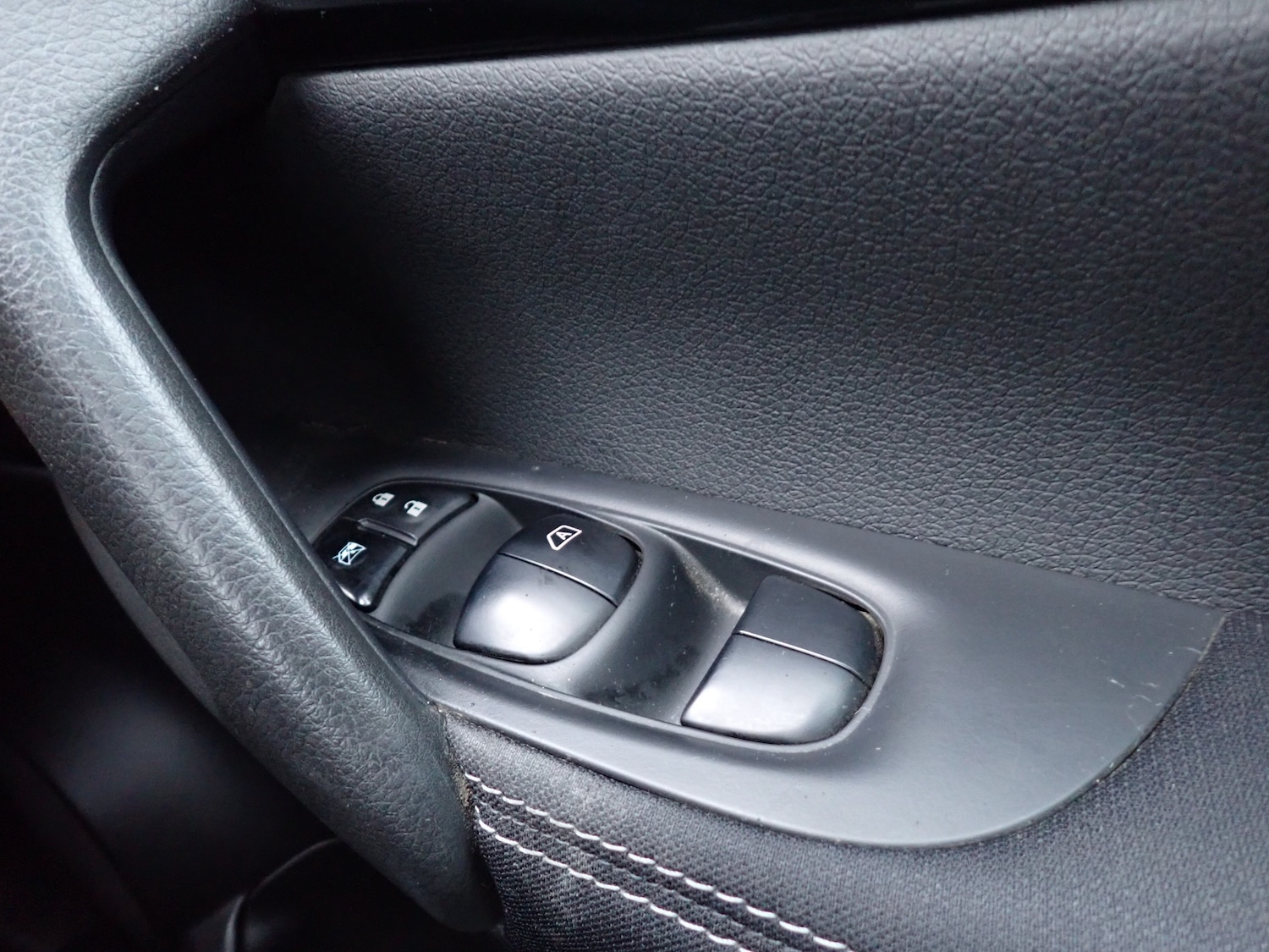 Used Nissan Qashqai 2016 for sale - 76693554: Photo 22